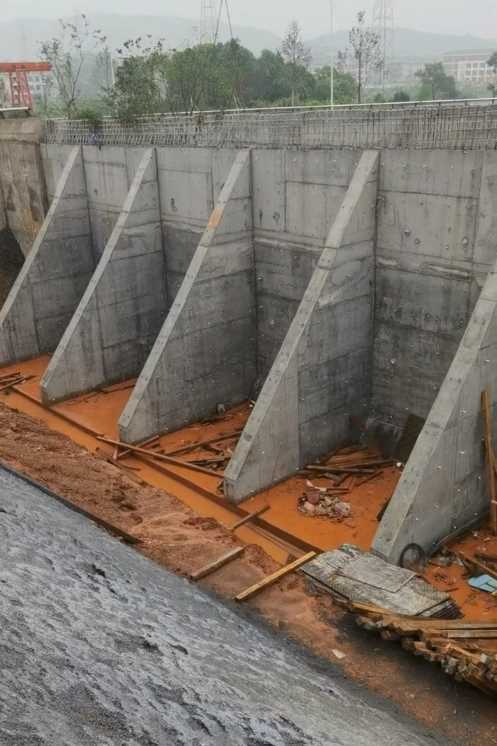 合肥肥西县锚杆式挡土墙
